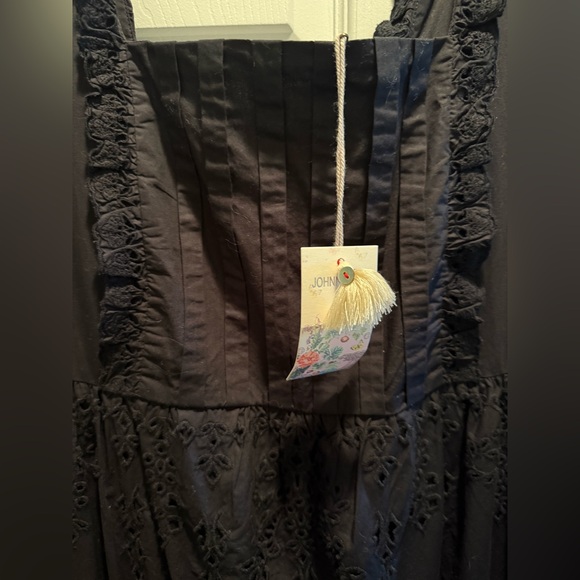 Johnny Was Black Sleeveless Dress - Picture 4 of 11